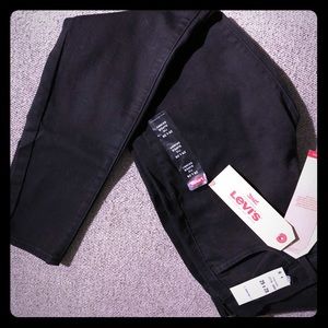 Levi’s Black Skinny Jeans